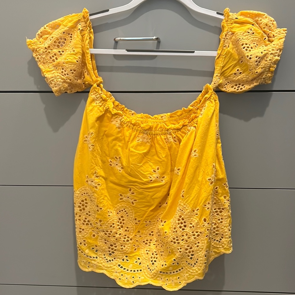 Off-the-shoulder Crop Top (Small)